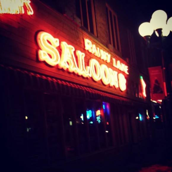 Meet your Posher, Rainy - Picture 1 of 1